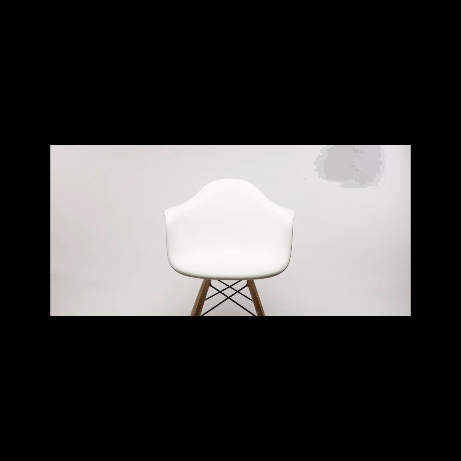 Scaun Eames alb